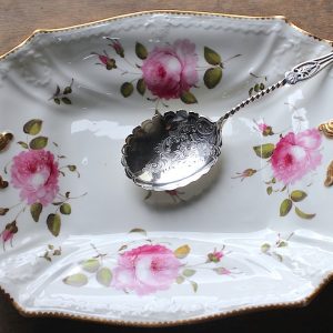 新入荷の品物をアップしました。