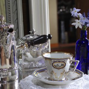 風景画のコーヒーカップ