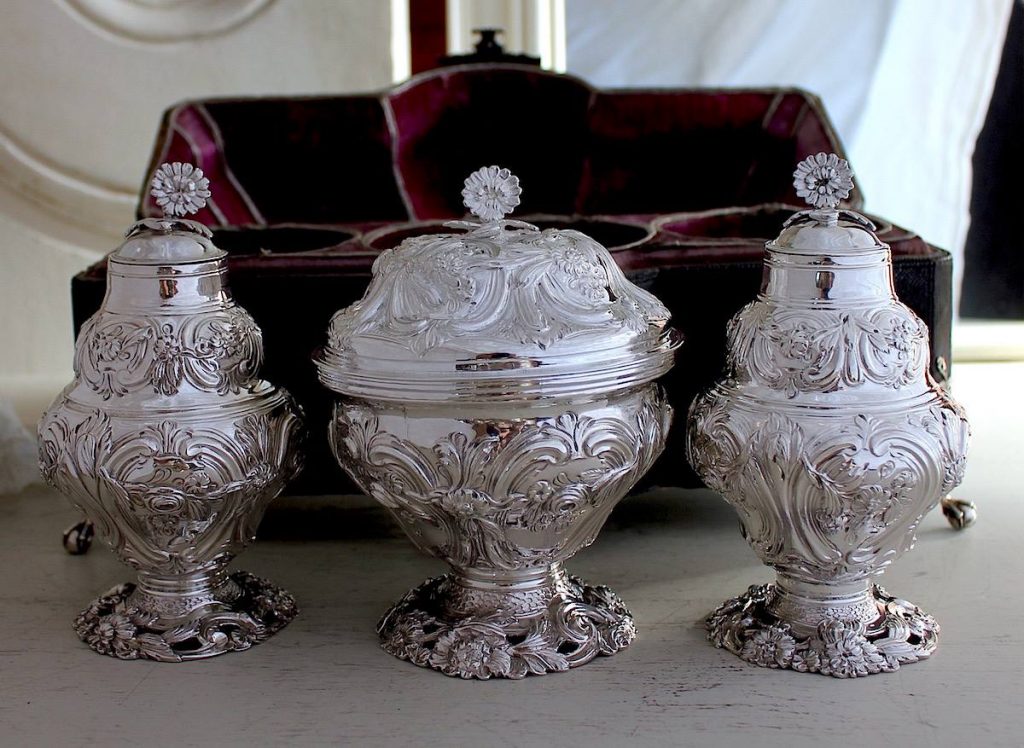 ジョージアンのティーキャディ