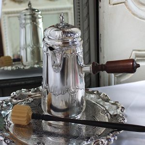 チョコレートポットとイパーン