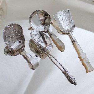 キャディスプーン3点アップしました。