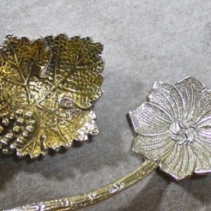 小さなコンディメントスプーン