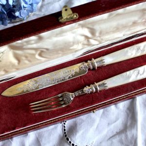 6日に新商品を数点載せます。