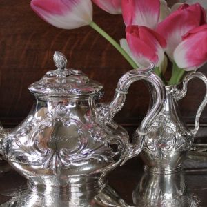 新商品は日曜日に。