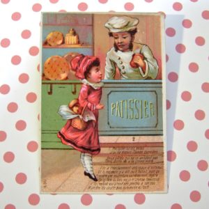 お菓子屋さんの赤ずきん