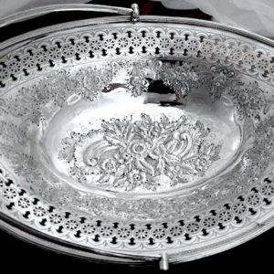 ジョージアンのバスケット