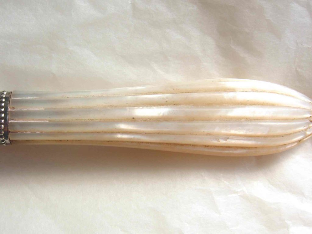 シルバーのお手入れ＊白蝶貝のカトラリー