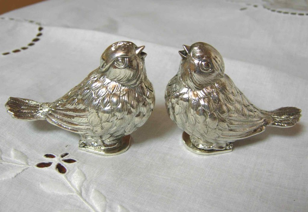 かわいい小鳥＊塩こしょう入れ