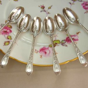 小さなスプーンたち