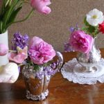 ミルクジャグに 花を生ける