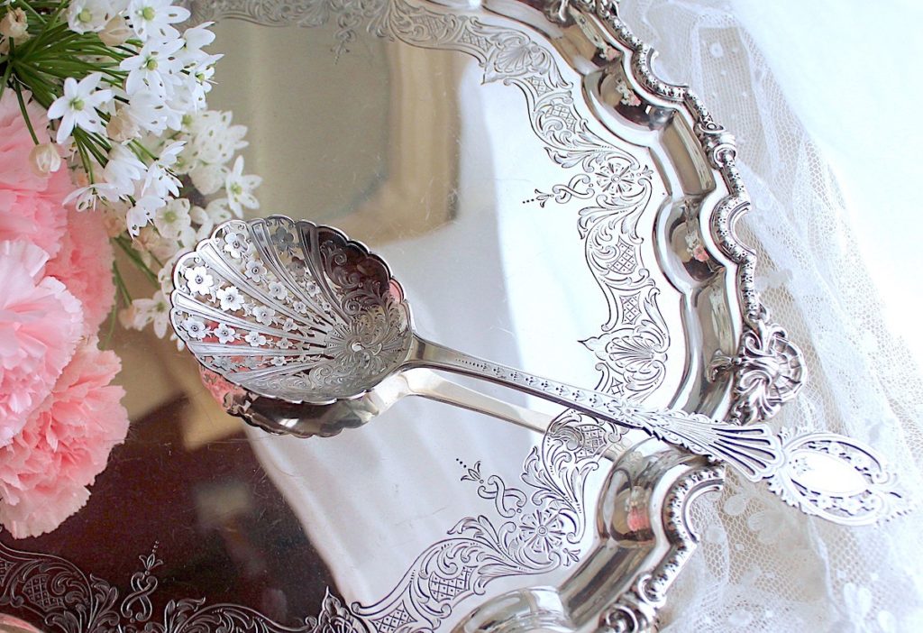 本日26日 (日曜）夜　更新します。