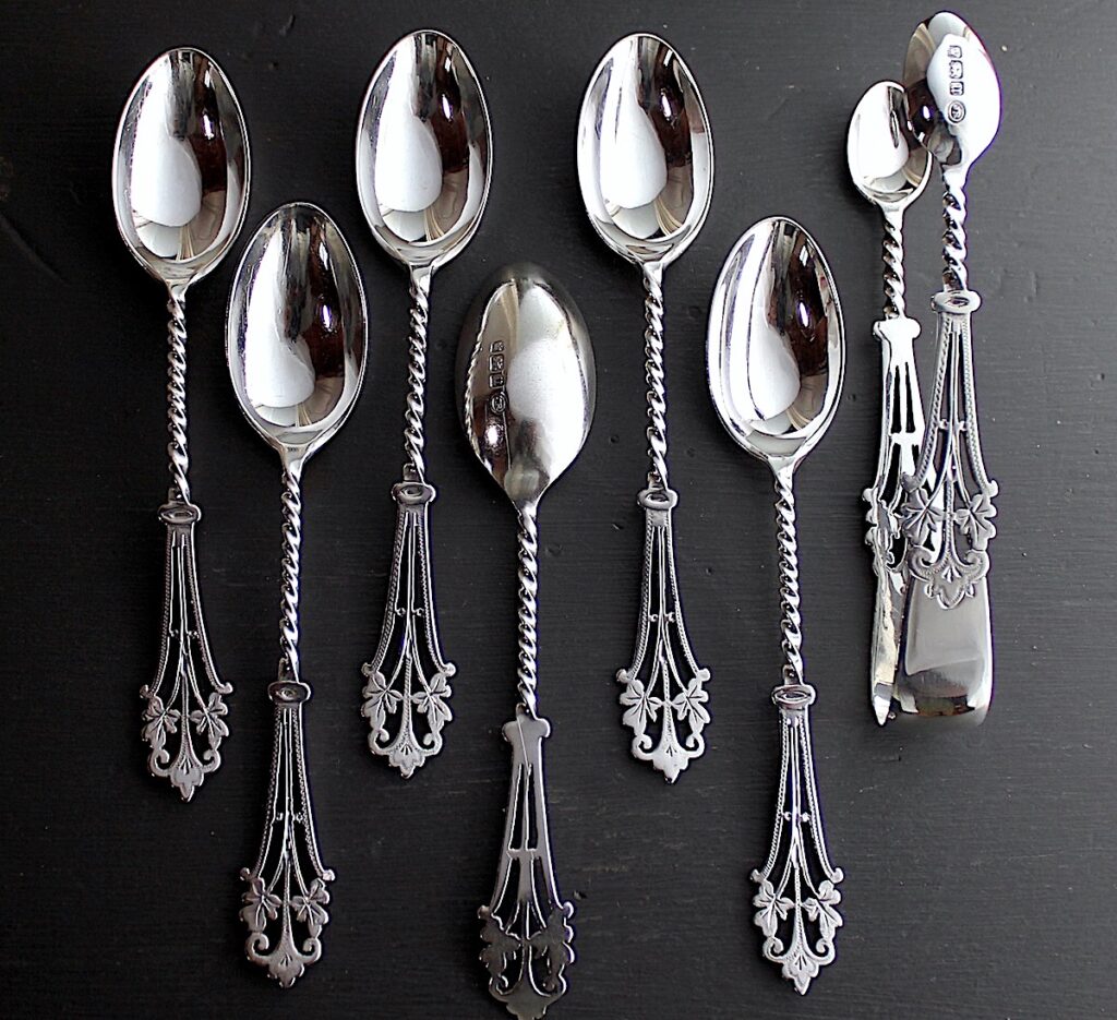 新入荷のお品をのせました。