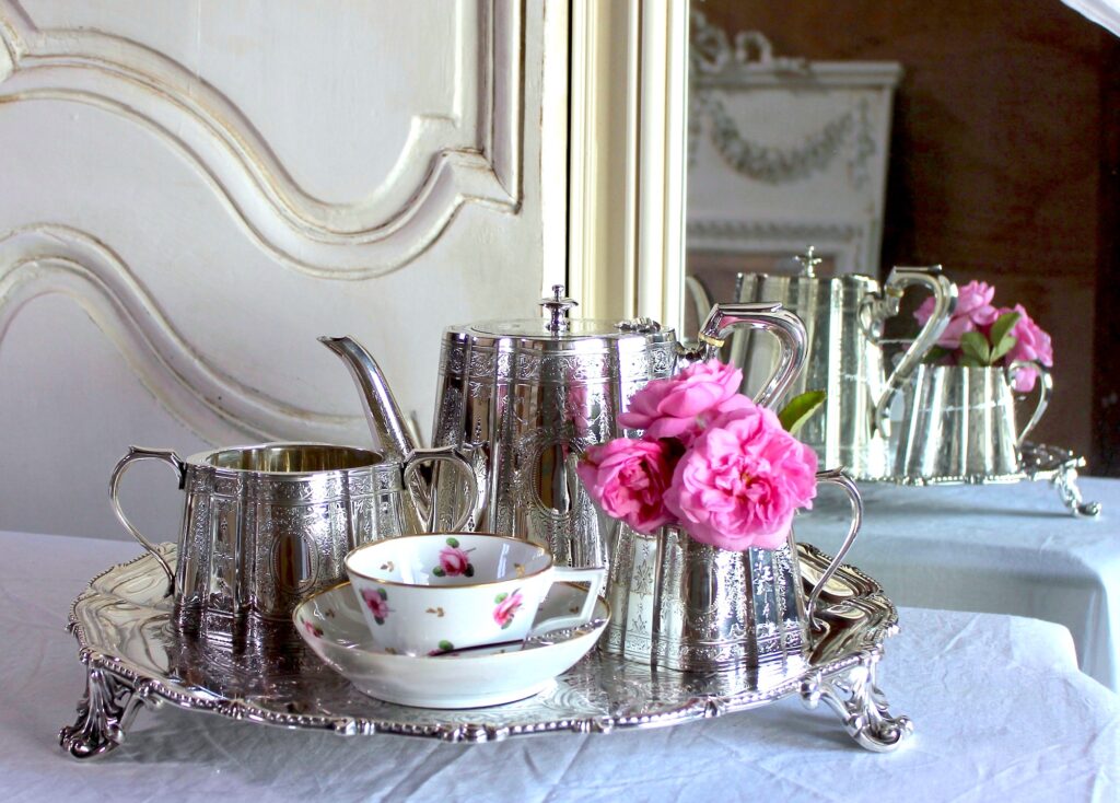 3点ティーセット1891年、アップしました。