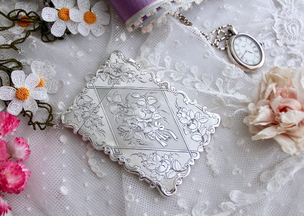 Sold♦︎ビクトリアンカードケース