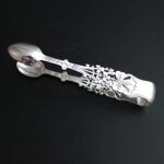 愛らしいクローバーのシュガートング 1906年