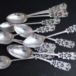 愛らしいクローバーのティースプーン、ペア（２本で）在庫5→3