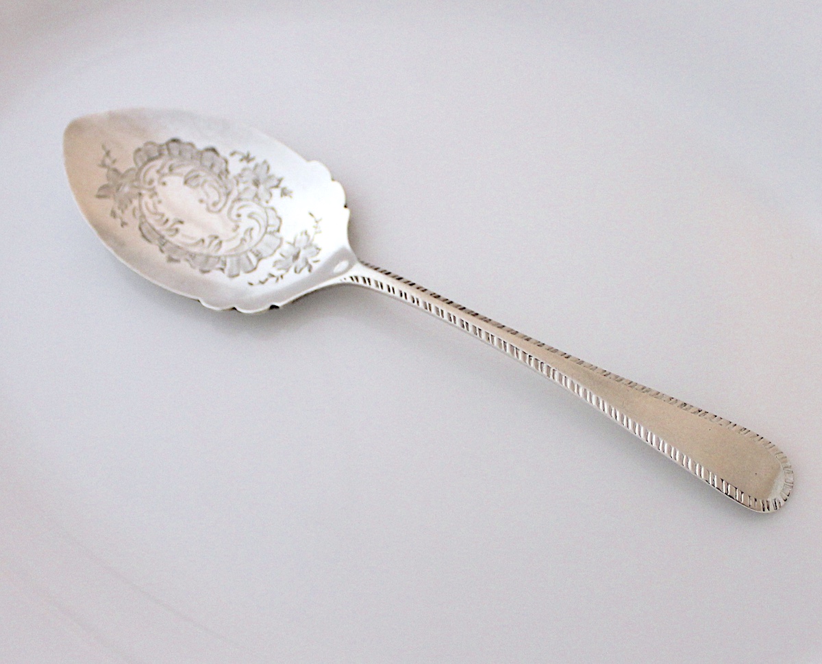 ご予約済み：純銀ジャムスプーン1898年