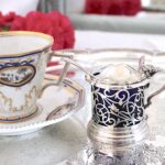 ご予約済み：透かしのマスタードポット&青ガラス 1904年